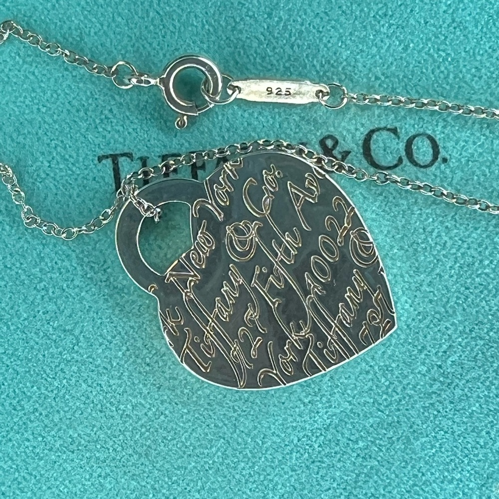 Tiffany Sterling Silver 727 Fifth Avenue New York Heart Large Charm Necklace 16” - Picture 4 of 9